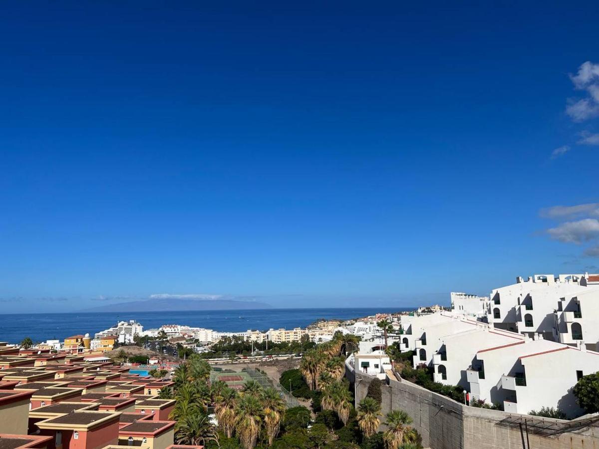 Paulmarie Family Apartment Ocean&Mountain View Адехе Екстериор снимка