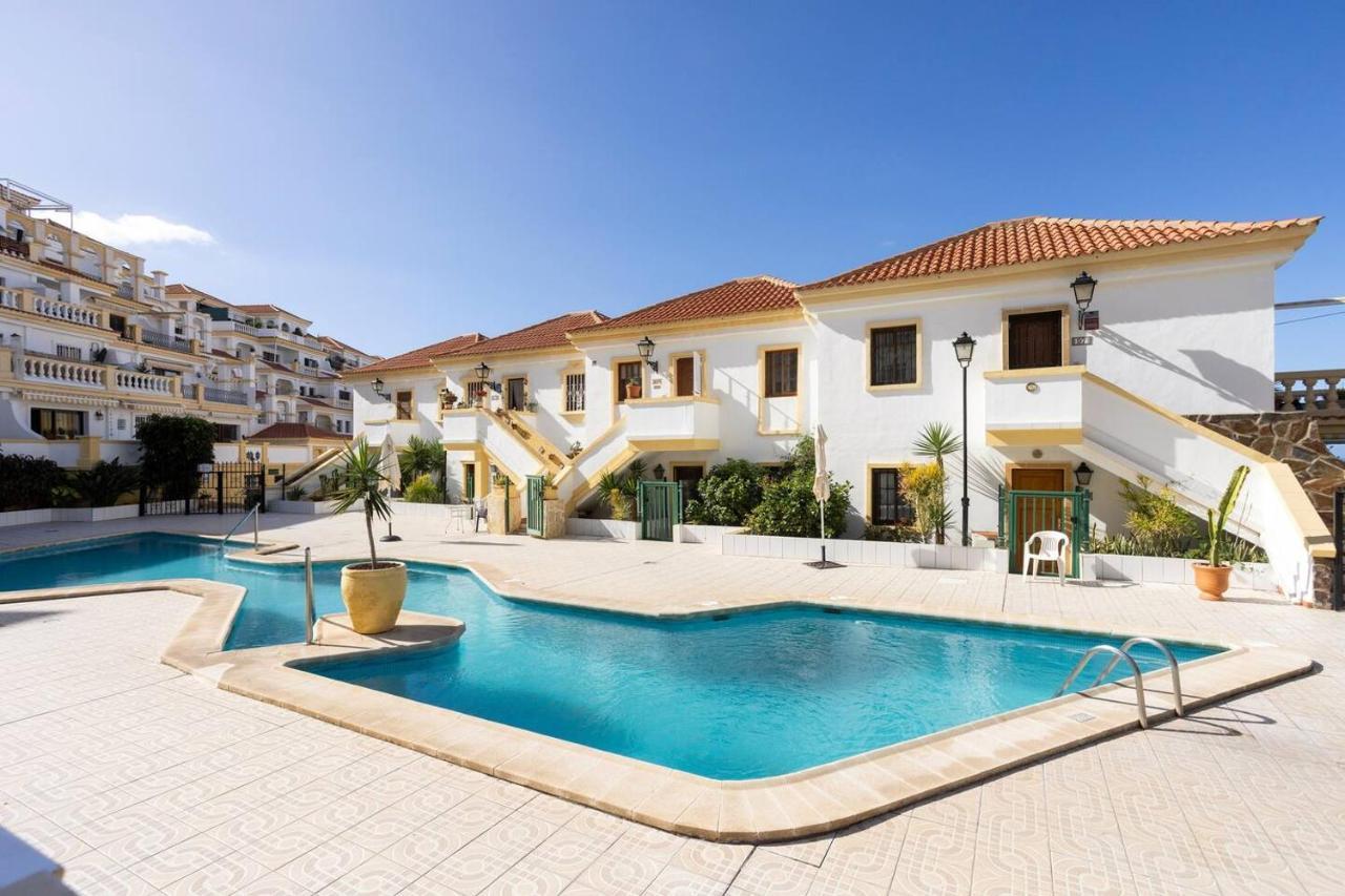 Paulmarie Family Apartment Ocean&Mountain View Адехе Екстериор снимка