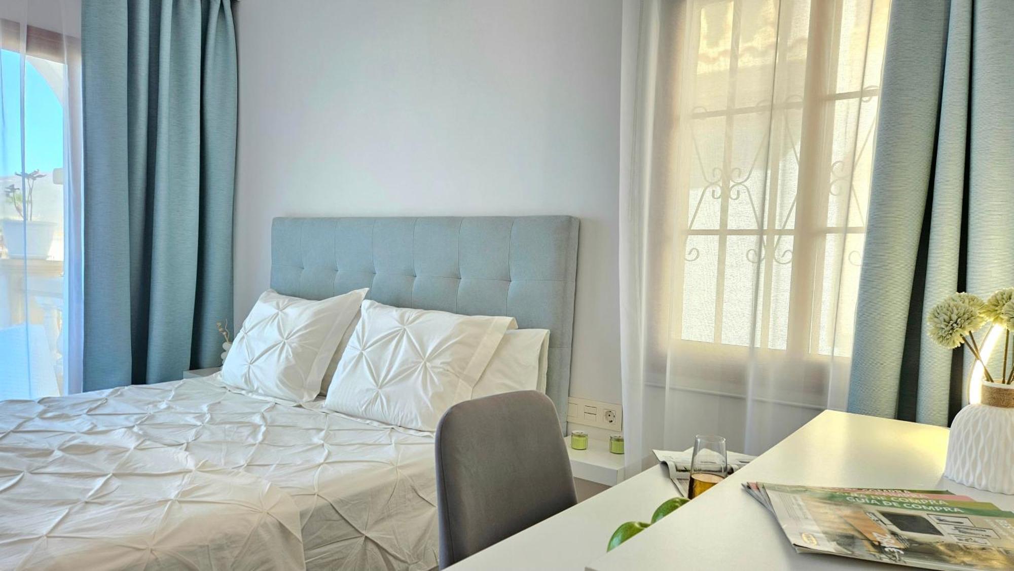 Paulmarie Family Apartment Ocean&Mountain View Адехе Екстериор снимка